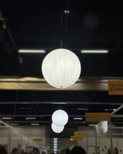 Ballon lumineux disponible en location à Lyon dans le Rhône (69)