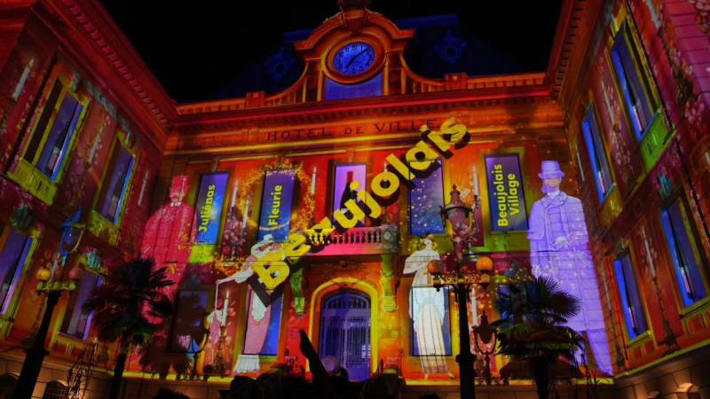 Spectacle son et lumière mapping vidéo pour le beaujolais nouveau proche de Lyon