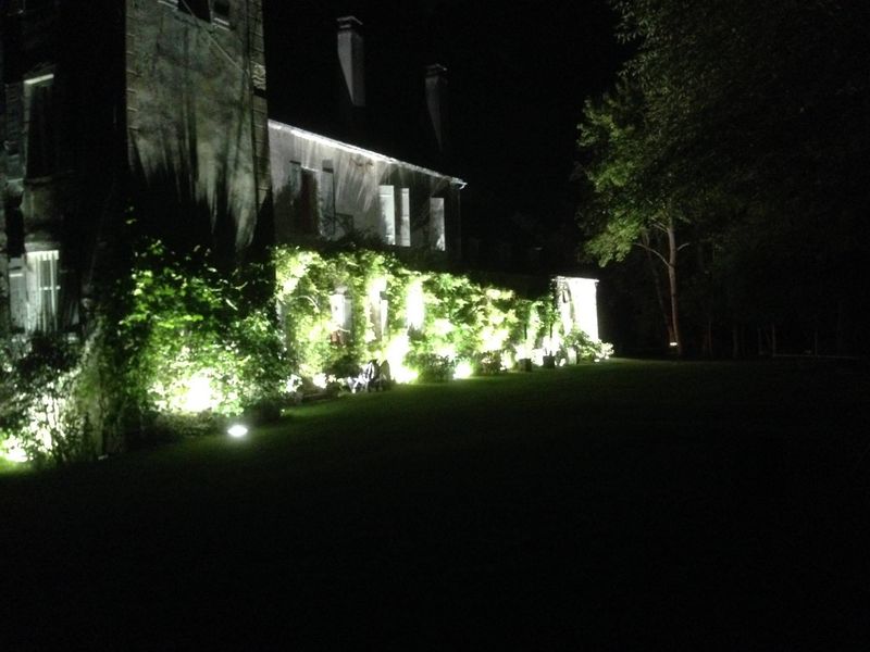 Eclairage architectural d'un château dans le Rhône