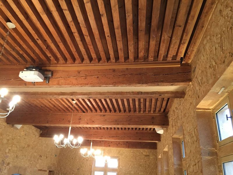 Installation fixe d’une Salle des Mariages près de Lyon