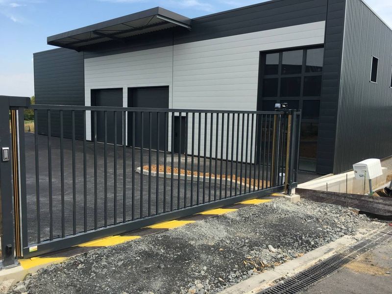 Extérieur du local CEC